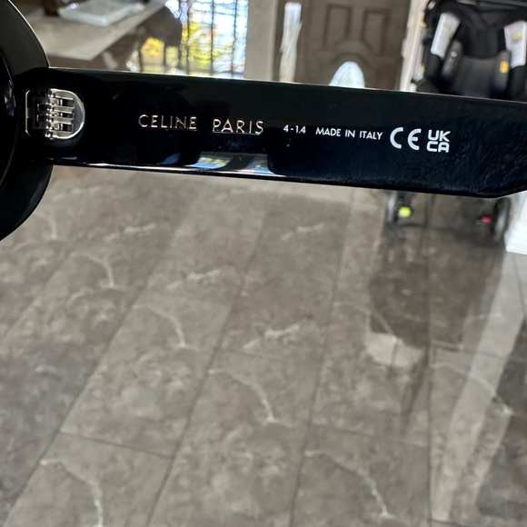Authentic CELINE SUNGLASSES - Picture 7 of 8